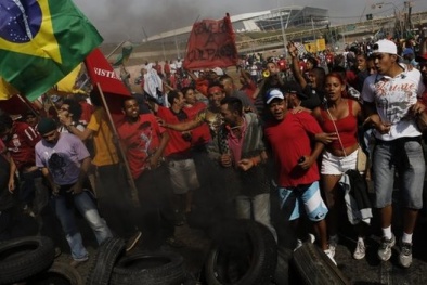 World Cup 2014 bị đe dọa vì biểu tình tại Brazil